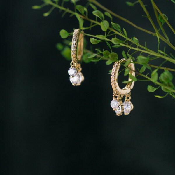 S925 Silver Ear Clip Diamond Inlaid Short Ear Ring - Image 5